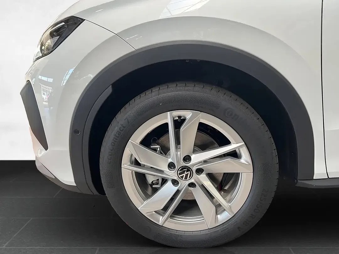 Volkswagen T-Roc - Thumbnail 16