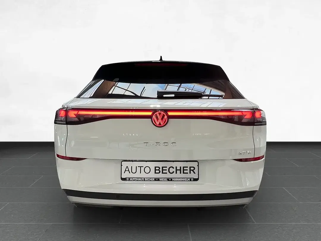 Volkswagen T-Roc - Thumbnail 4