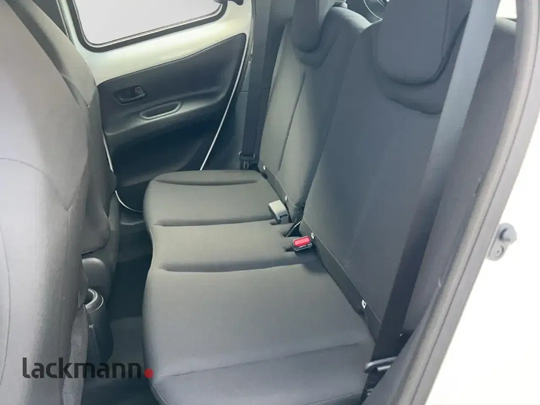 Toyota Aygo X - Thumbnail 12