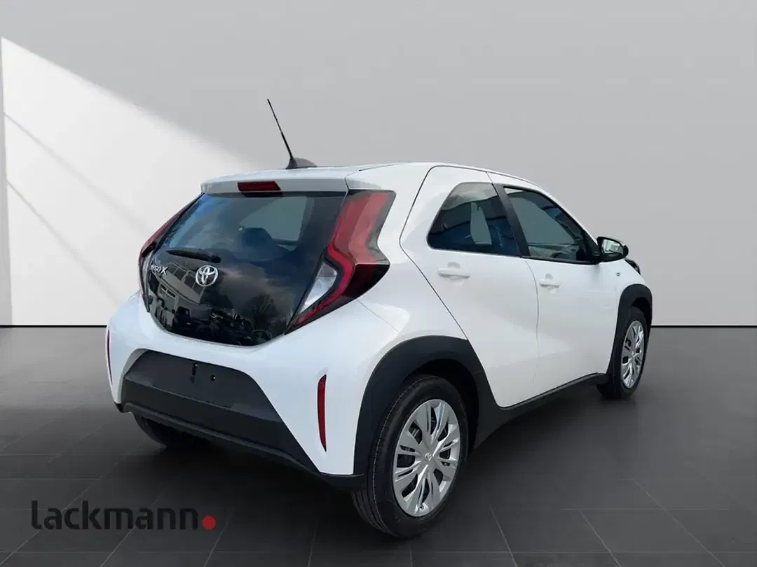 Toyota Aygo X - Thumbnail 5