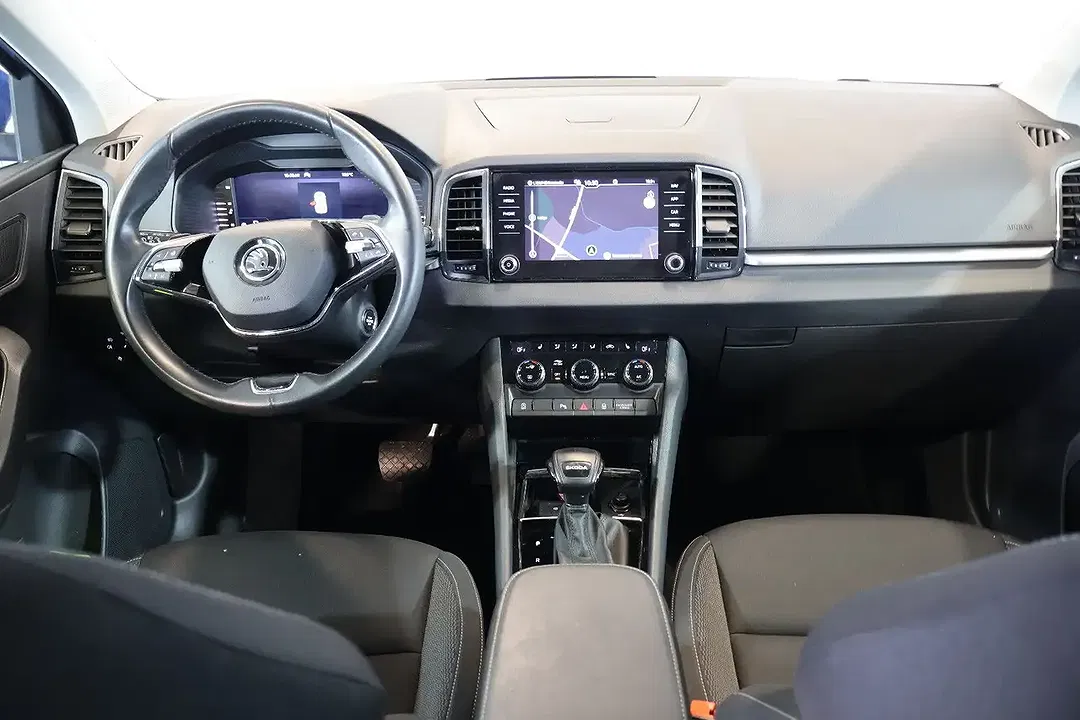 Skoda Karoq - Thumbnail 4
