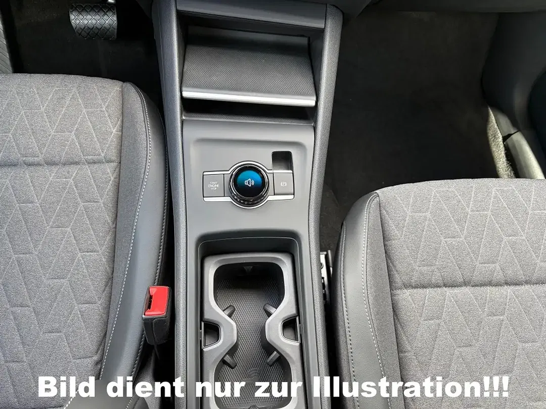 Volkswagen Tiguan - Thumbnail 11