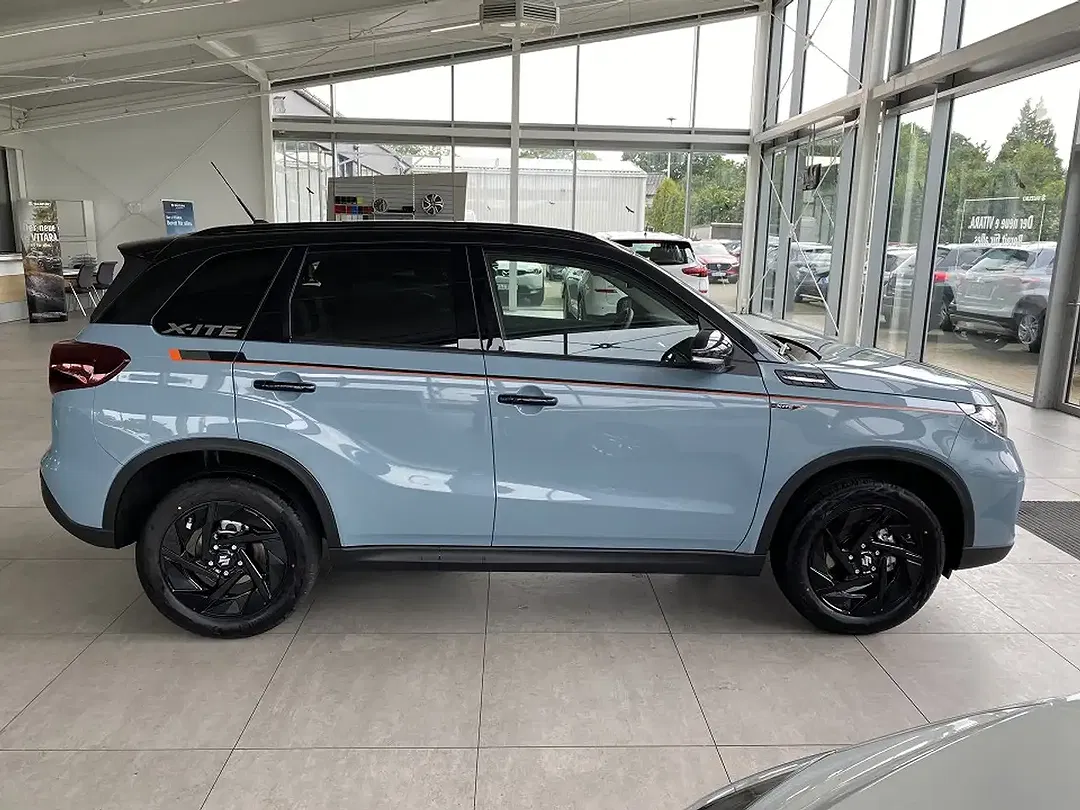 Suzuki Vitara - Thumbnail 8