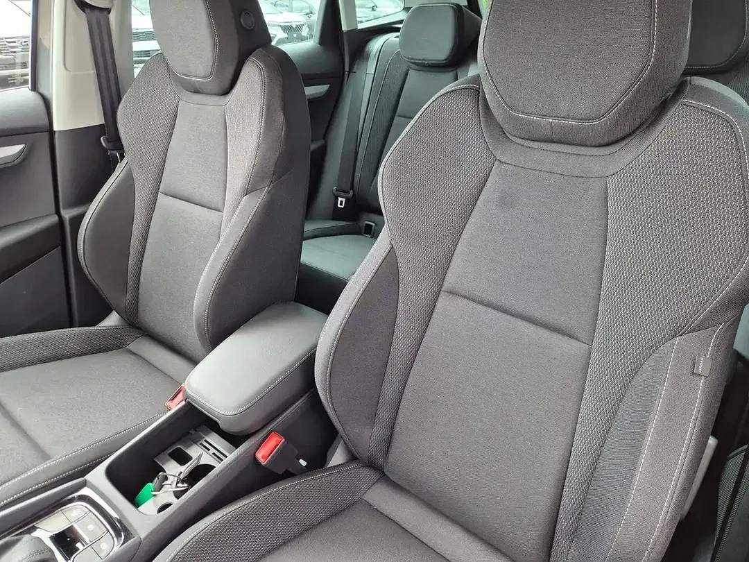 Skoda Karoq - Thumbnail 13