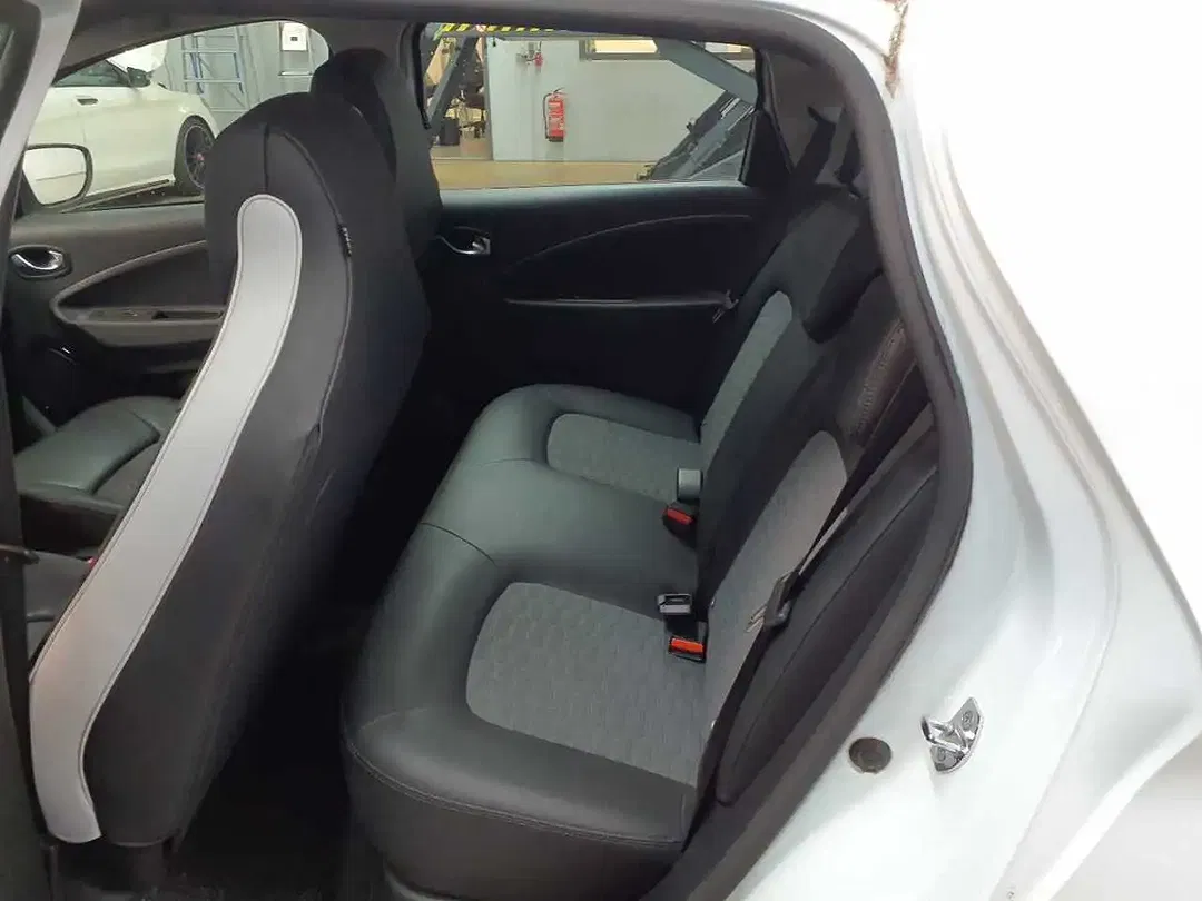 Renault ZOE - Thumbnail 5