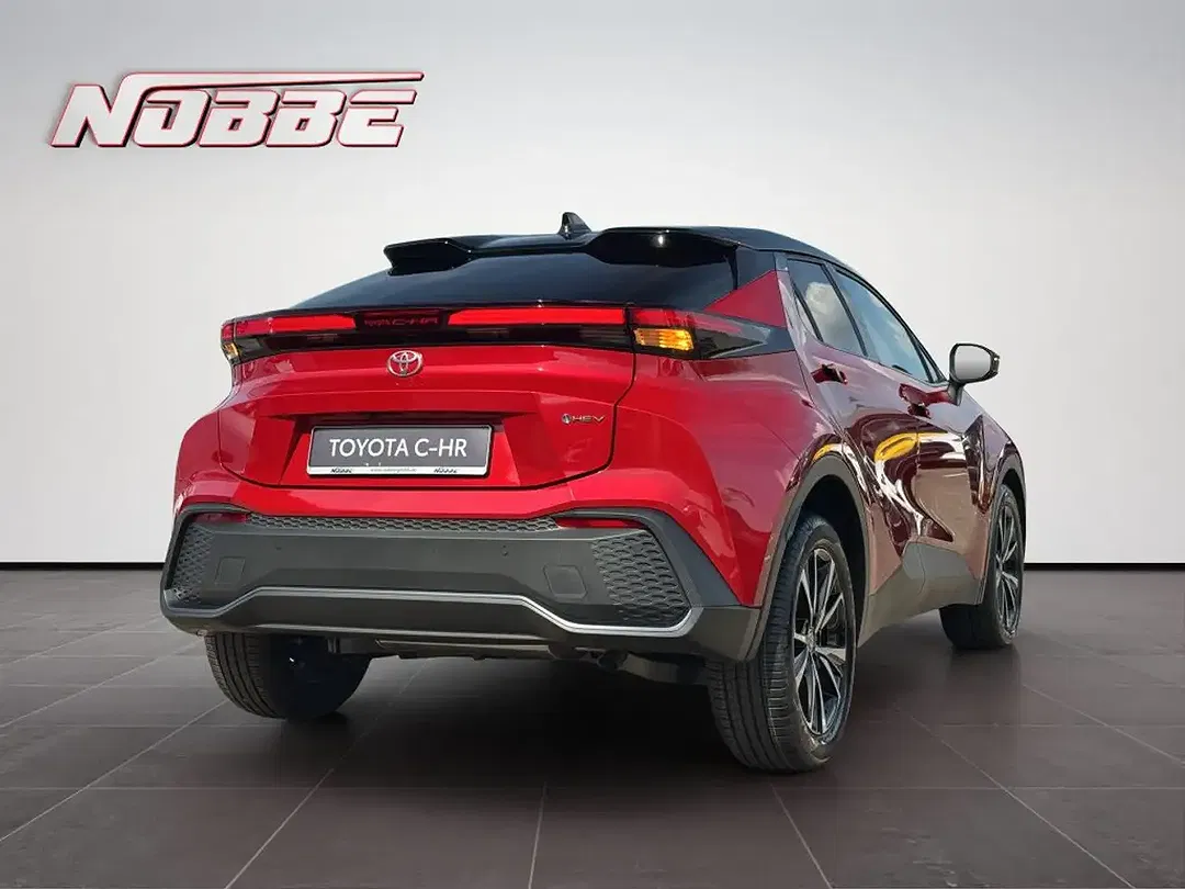 Toyota C-HR - Thumbnail 5