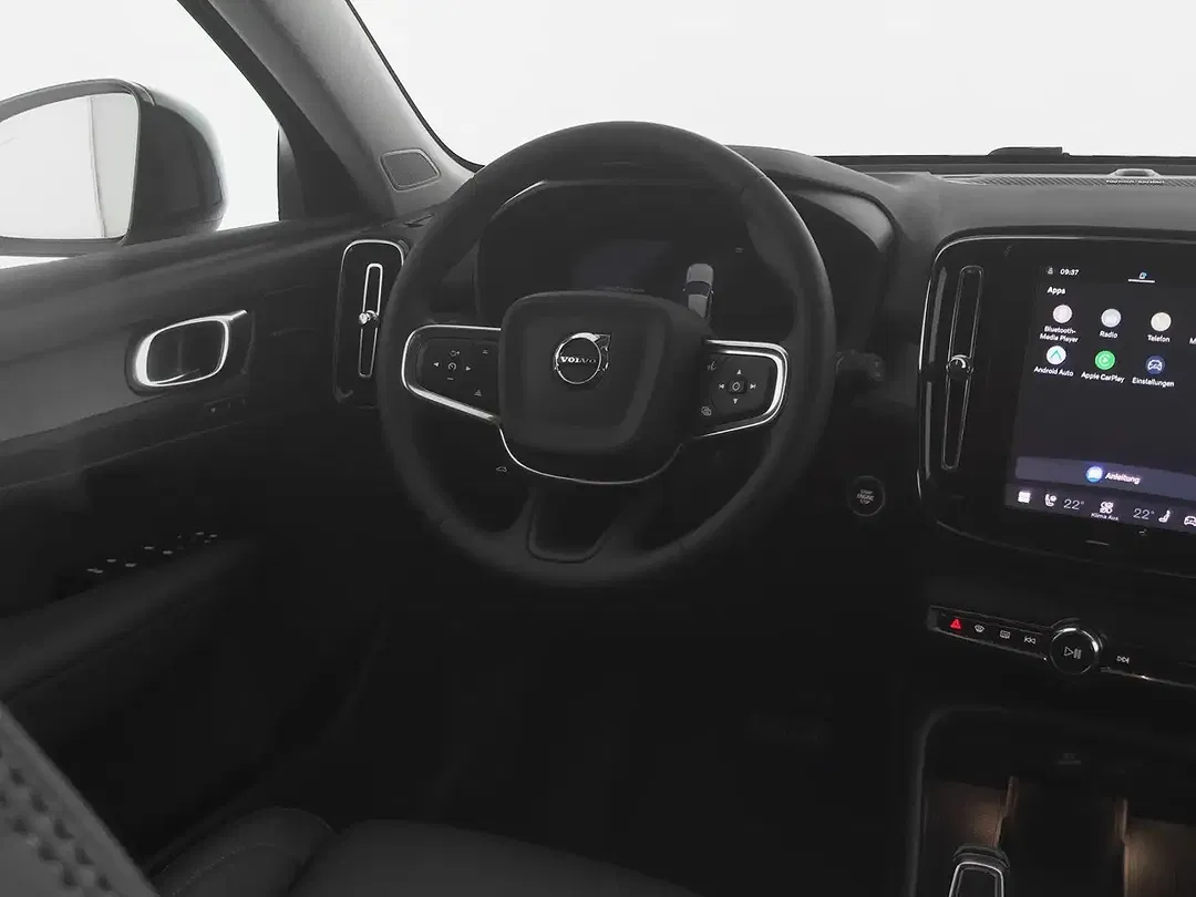 Volvo XC40 - Thumbnail 4
