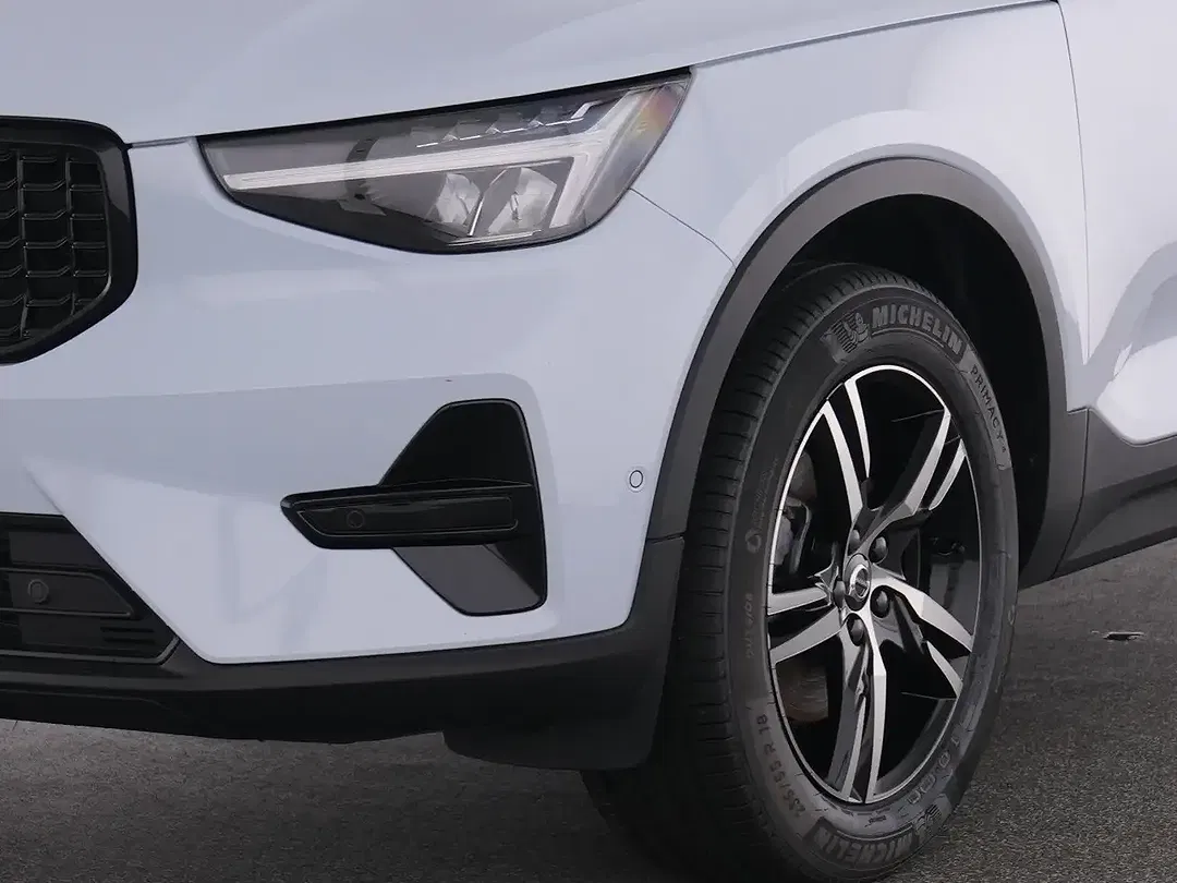 Volvo XC40 - Thumbnail 8