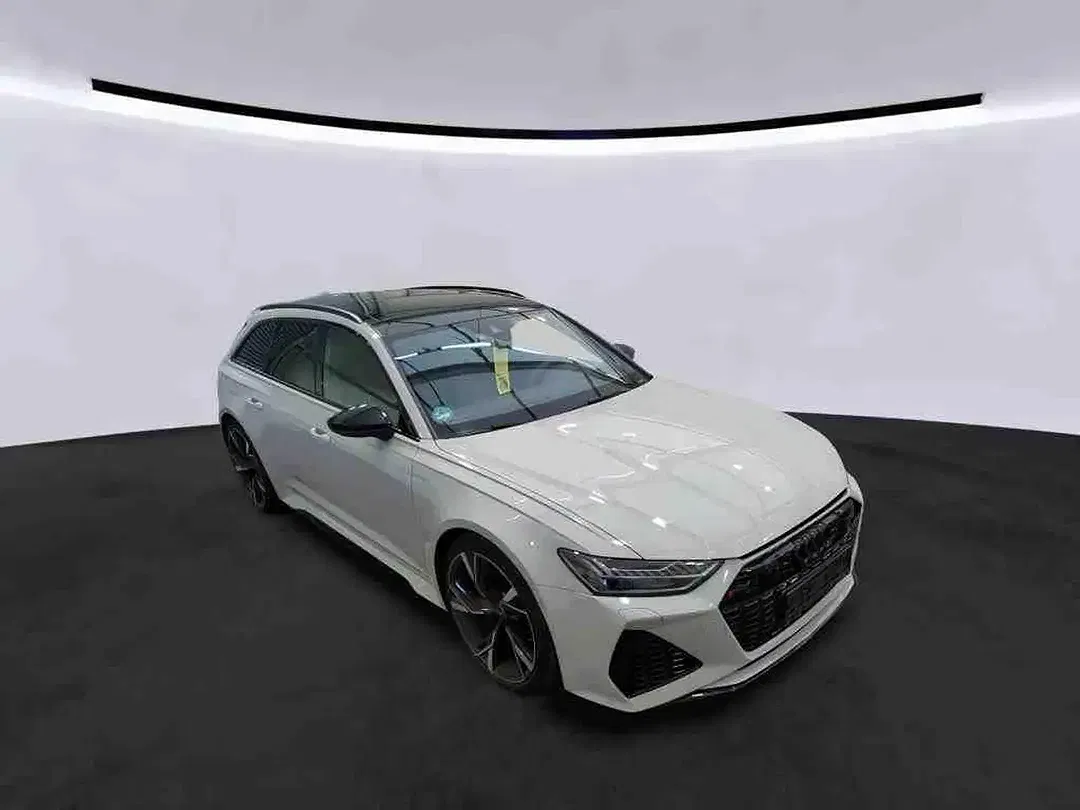 Audi RS6 - Thumbnail 4