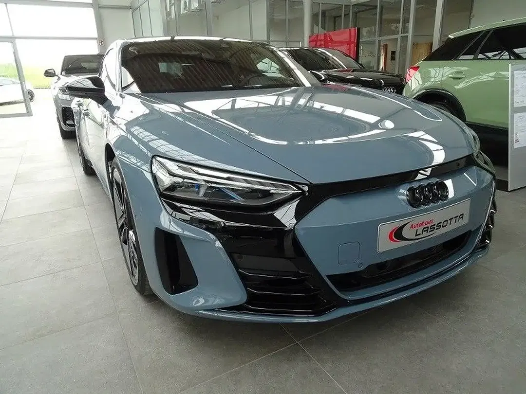 Audi e-tron GT - Thumbnail 5