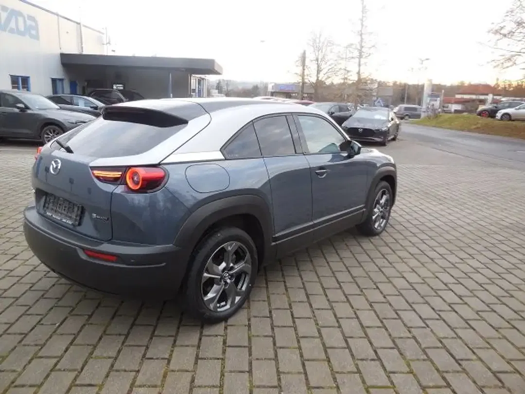 Mazda MX-30 - Thumbnail 6