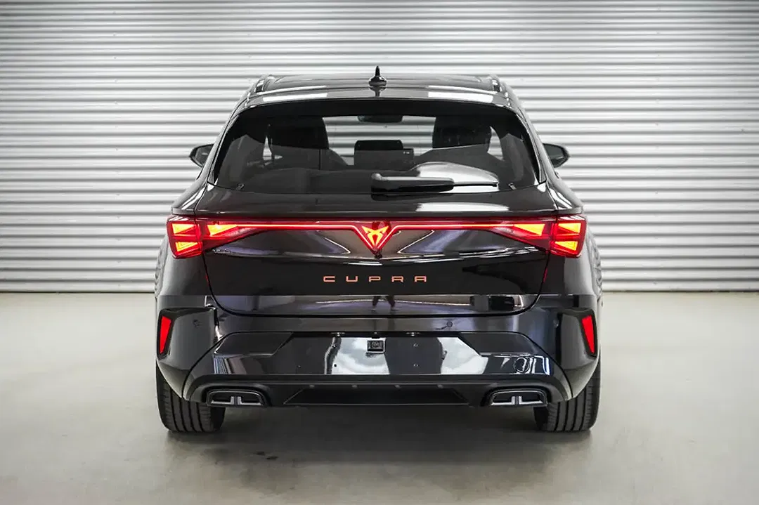 CUPRA Leon - Thumbnail 3