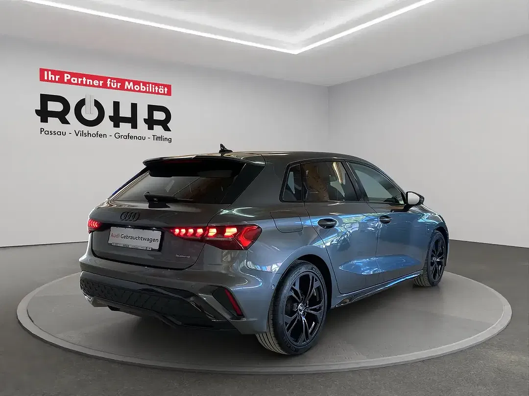 Audi A3 - Thumbnail 4