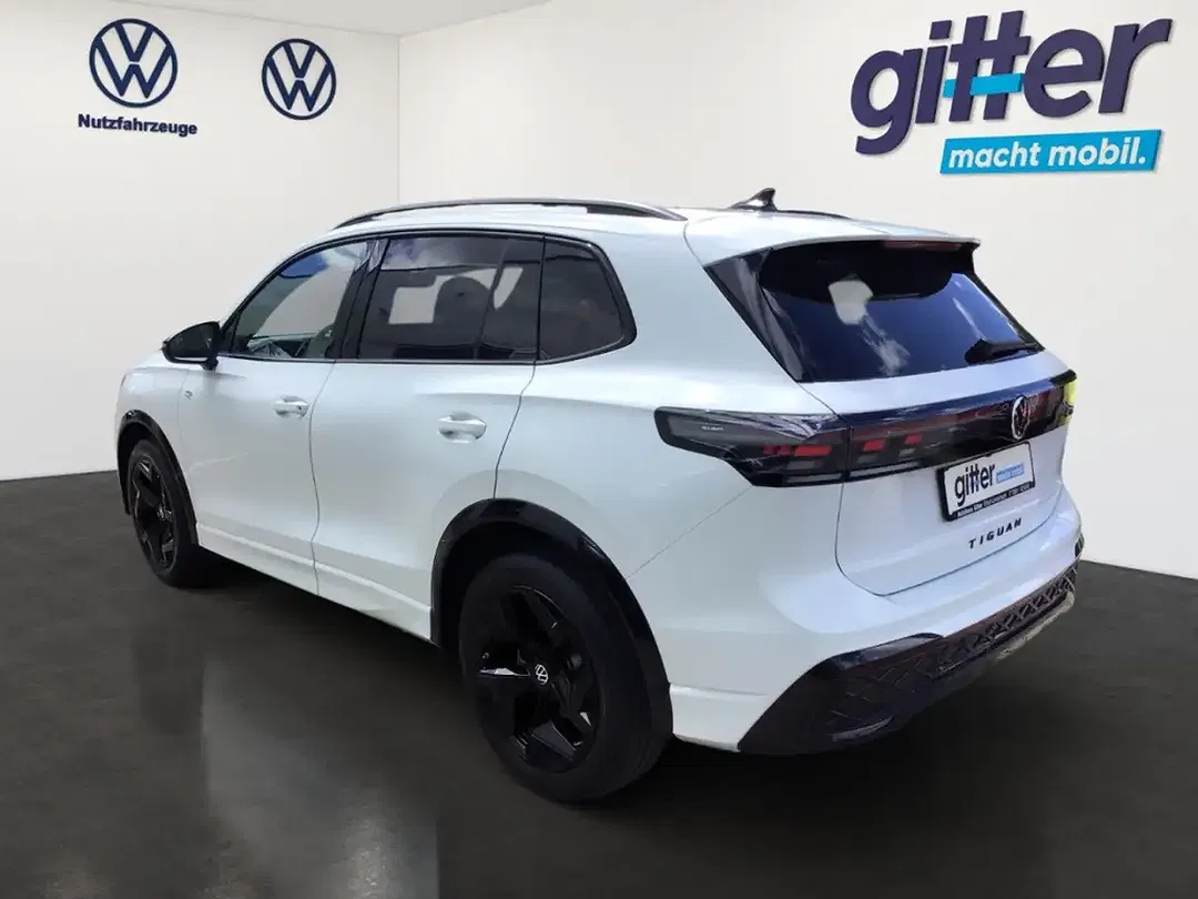 Volkswagen Tiguan - Thumbnail 4