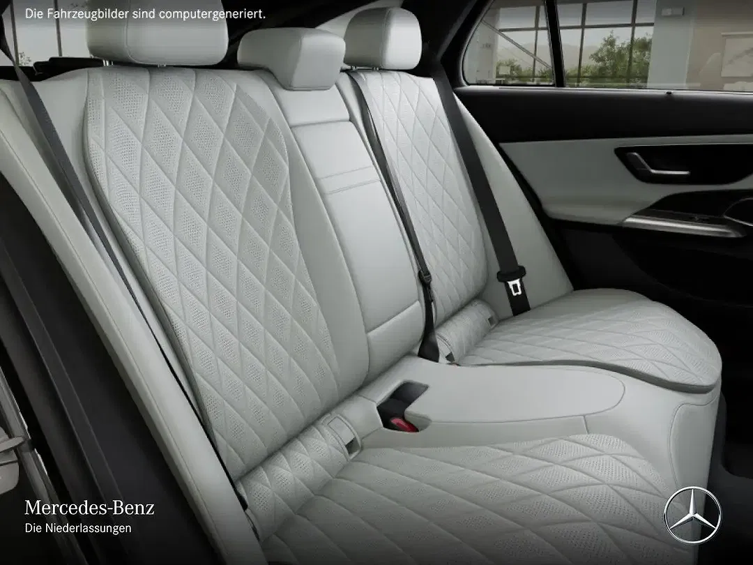 Mercedes-Benz E 300 - Thumbnail 12