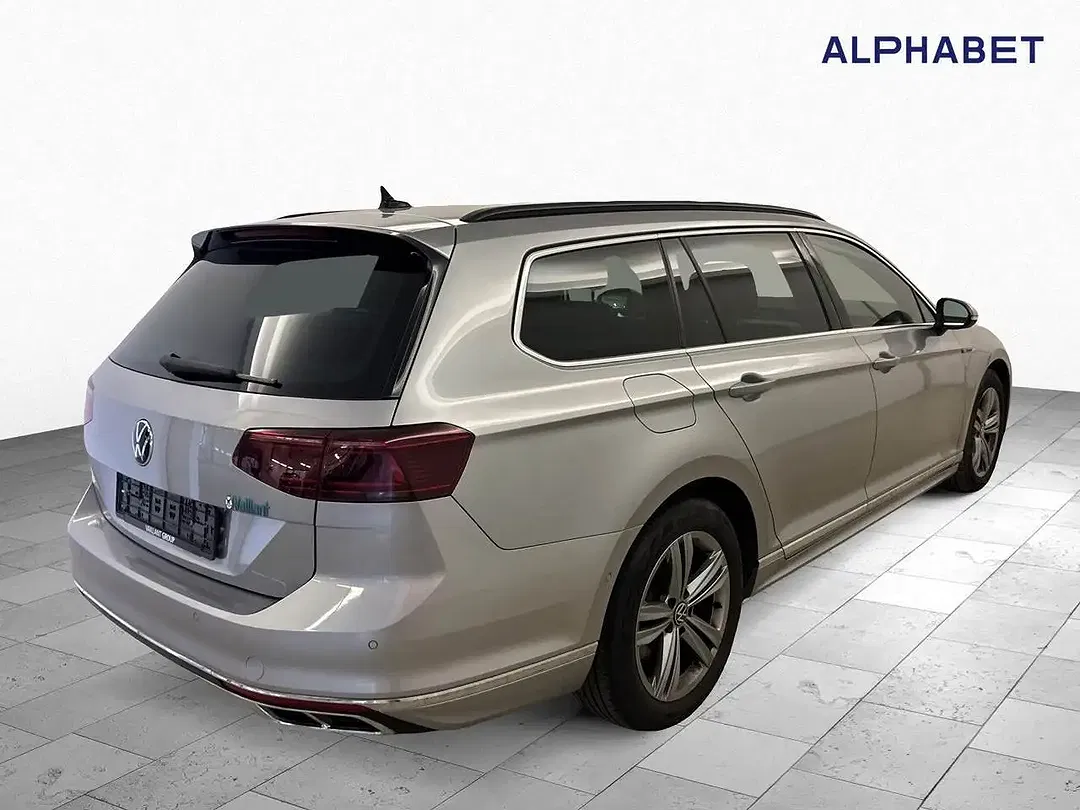 Volkswagen Passat Variant - Thumbnail 2