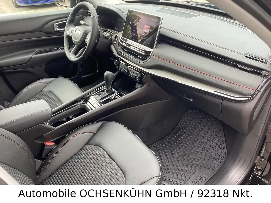 Jeep Compass - Thumbnail 10