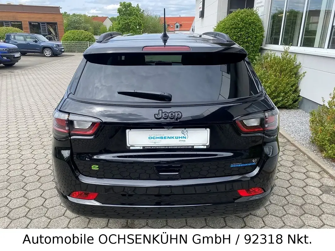 Jeep Compass - Thumbnail 6