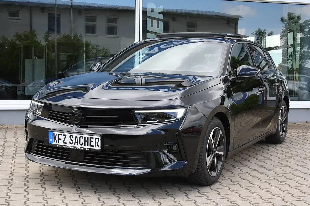 Opel Astra - Thumbnail 1