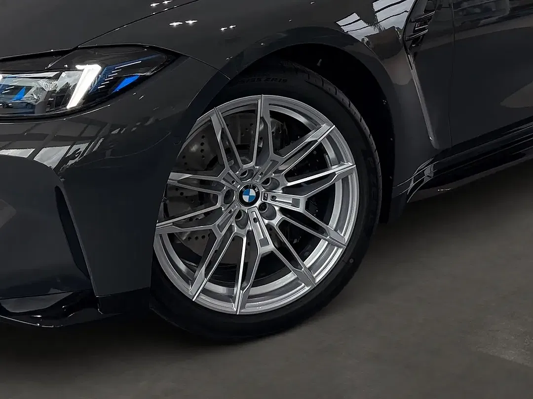 BMW M3 - Thumbnail 6