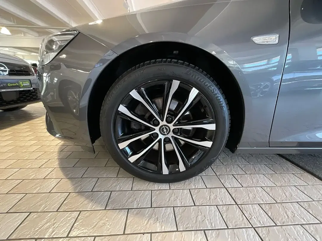 Opel Insignia - Thumbnail 10