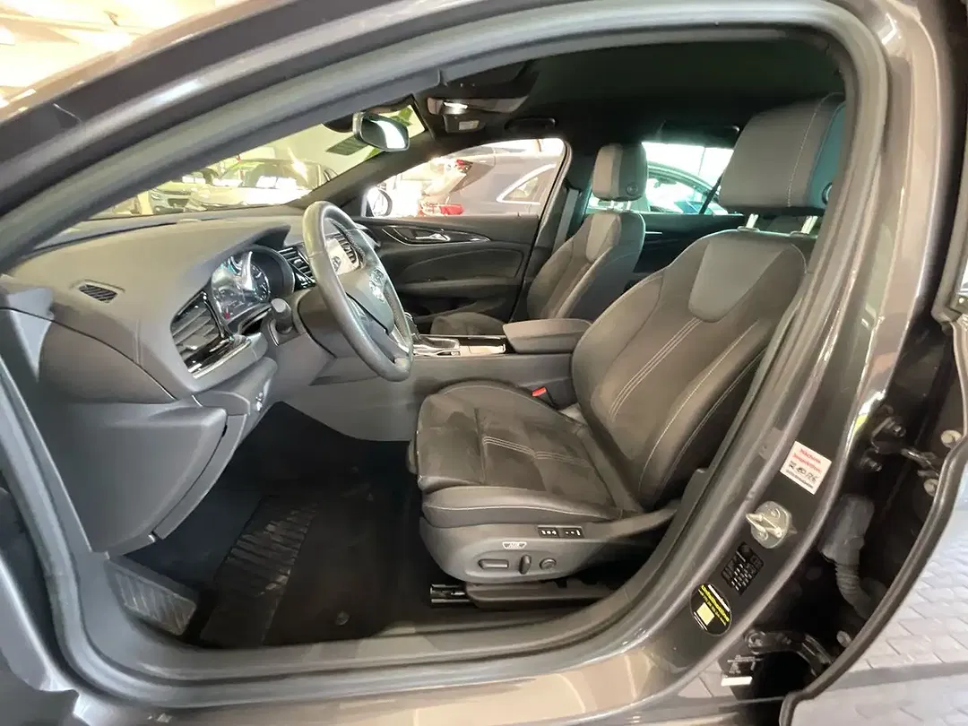 Opel Insignia - Thumbnail 11