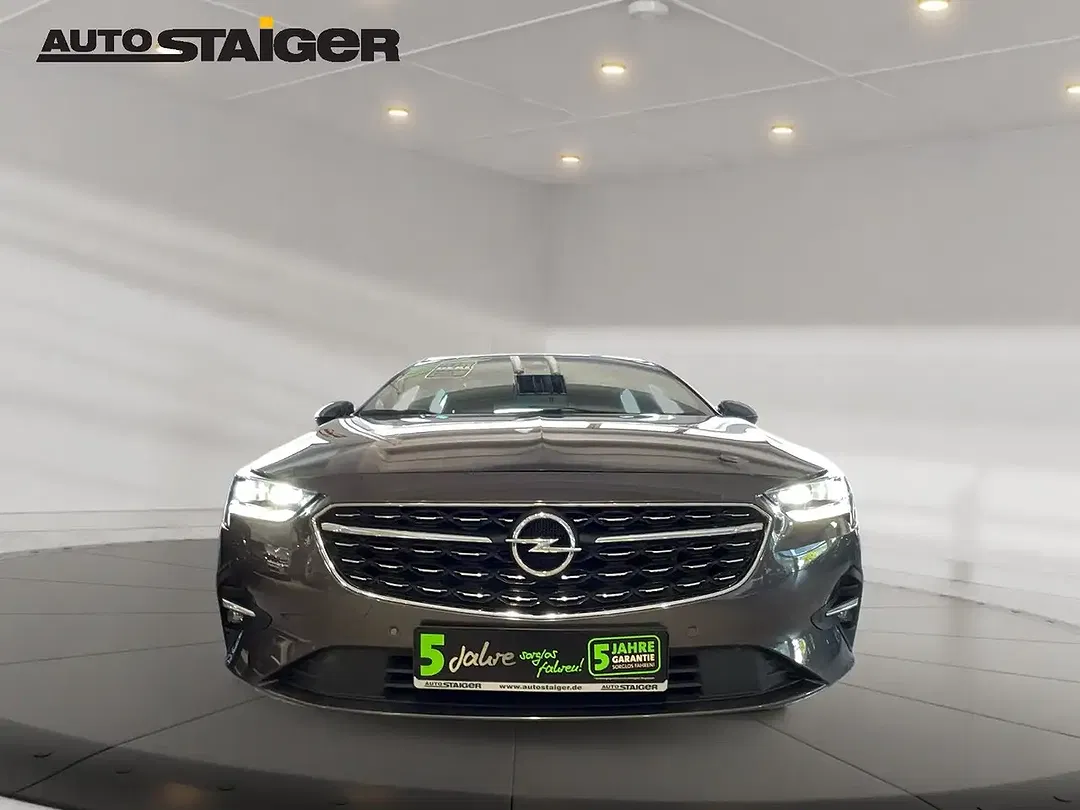 Opel Insignia AUT - foto 2