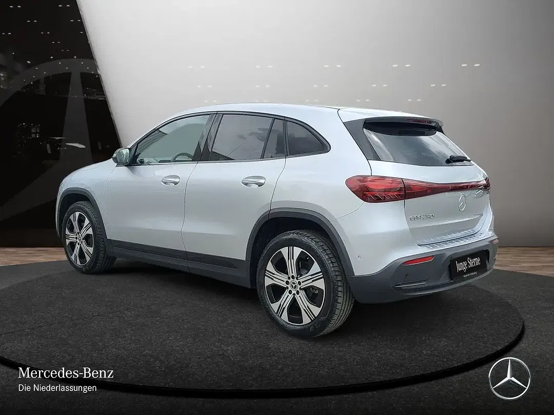 Mercedes-Benz EQA 250 - Thumbnail 9