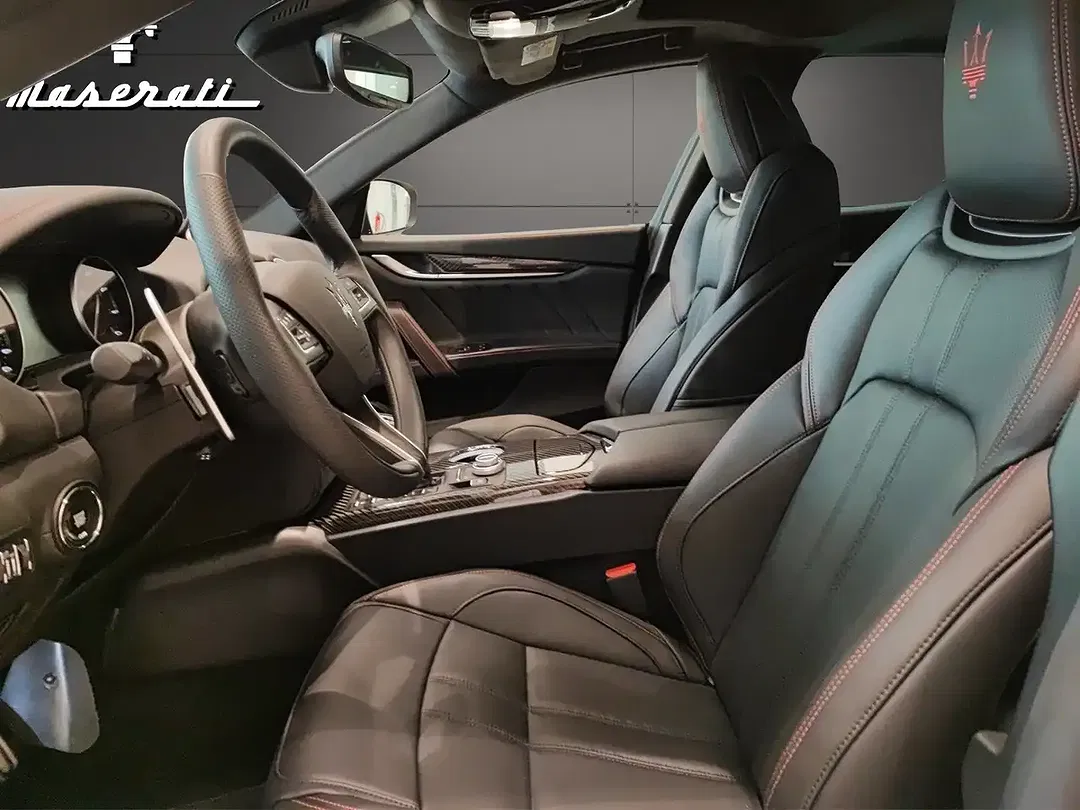 Maserati Ghibli - Thumbnail 10