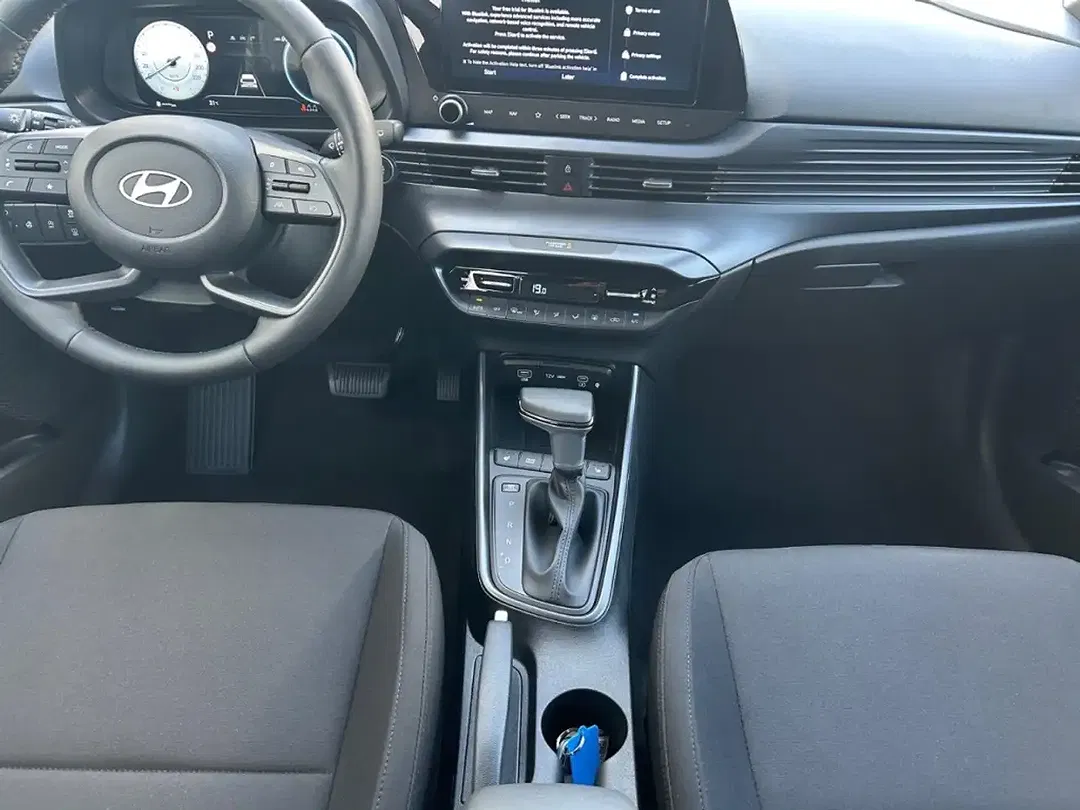 Hyundai i20 - Thumbnail 11
