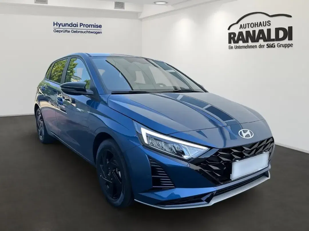 Hyundai i20 - Thumbnail 2