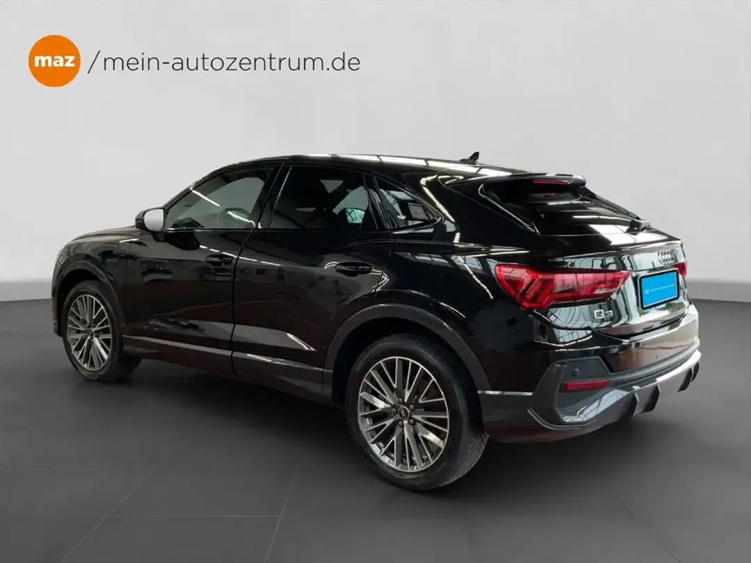 Audi Q3 - Thumbnail 3