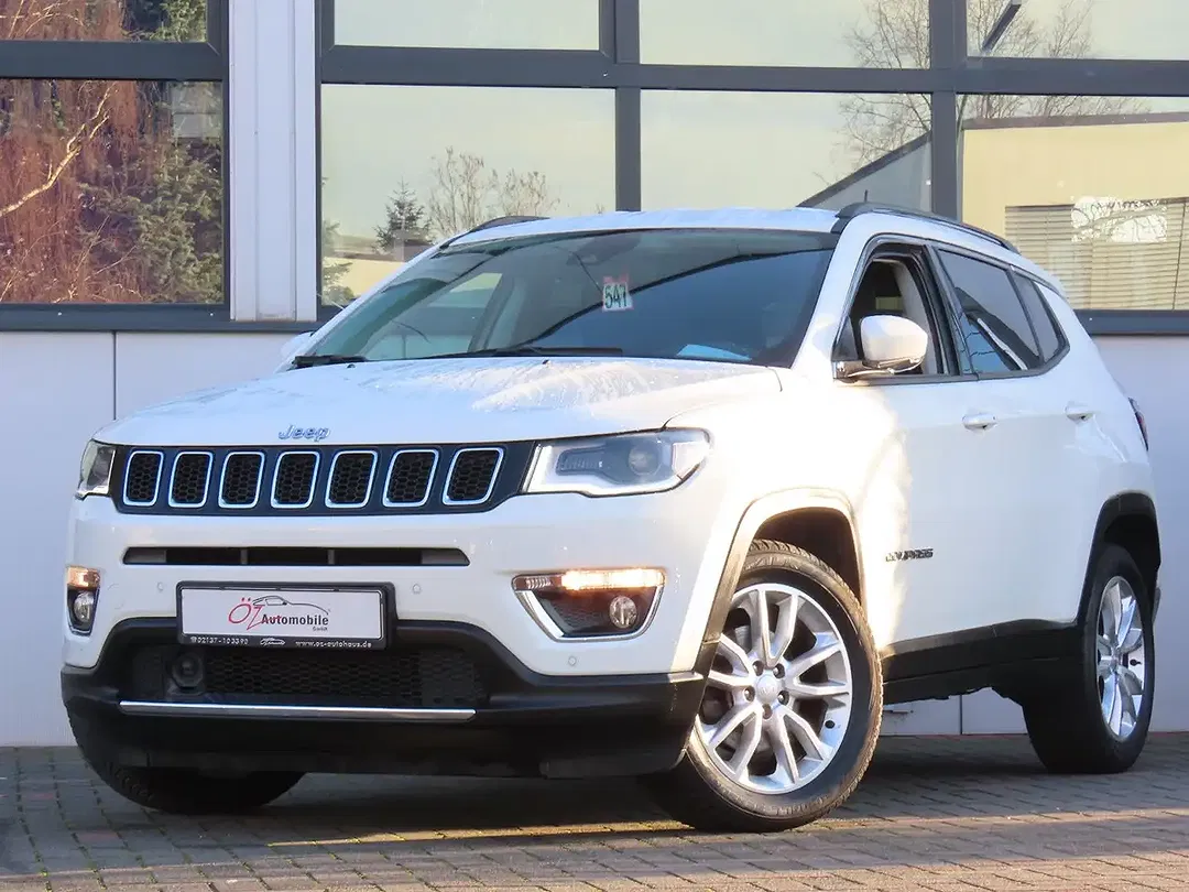 Jeep Compass - Thumbnail 3