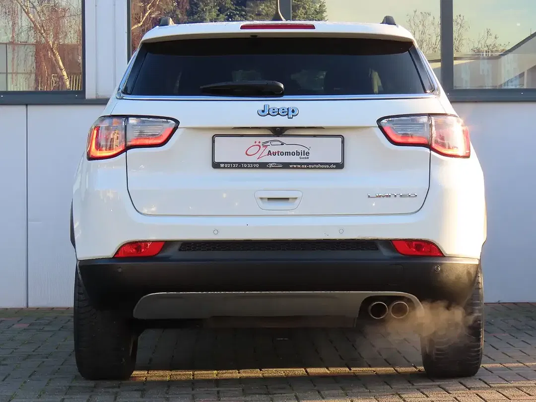 Jeep Compass - Thumbnail 5