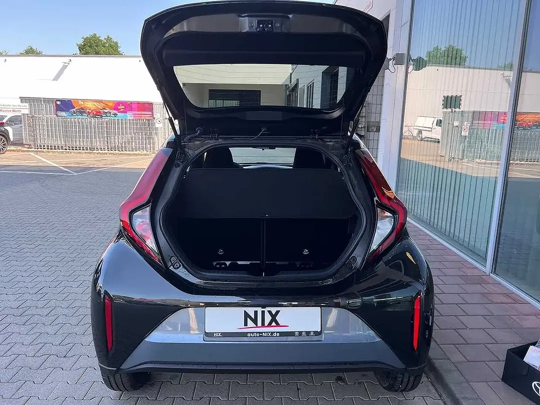 Toyota Aygo X - Thumbnail 10