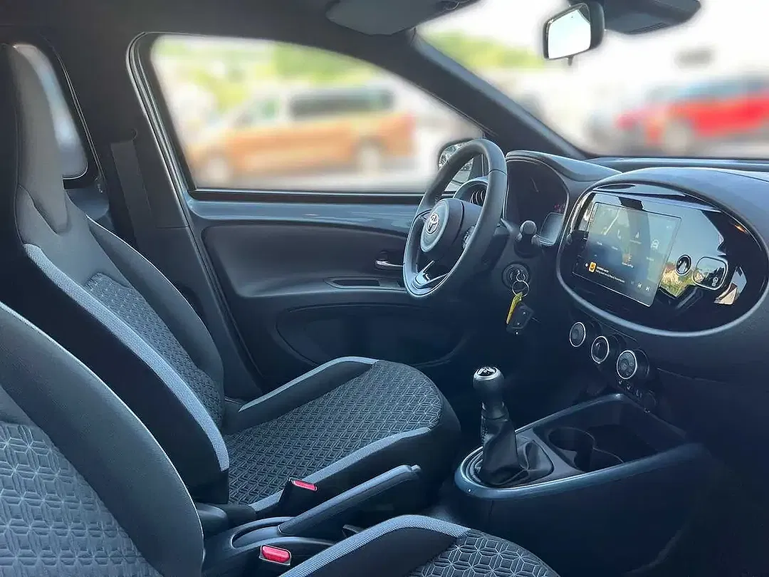Toyota Aygo X - Thumbnail 6