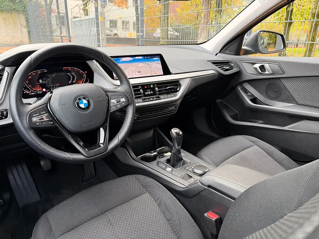 BMW 118 - Thumbnail 14