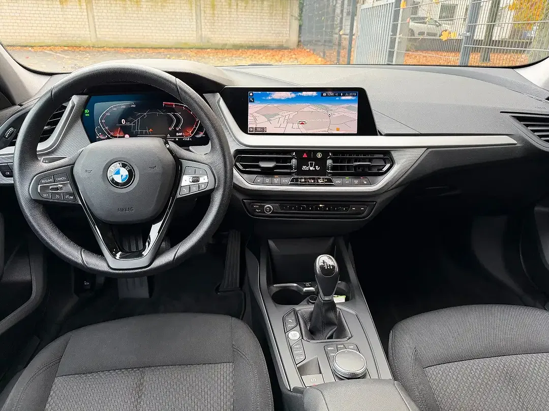 BMW 118 M Advantage Sport - foto 2