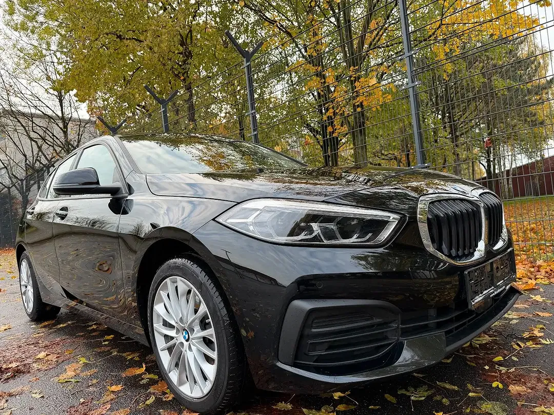BMW 118 - Thumbnail 9