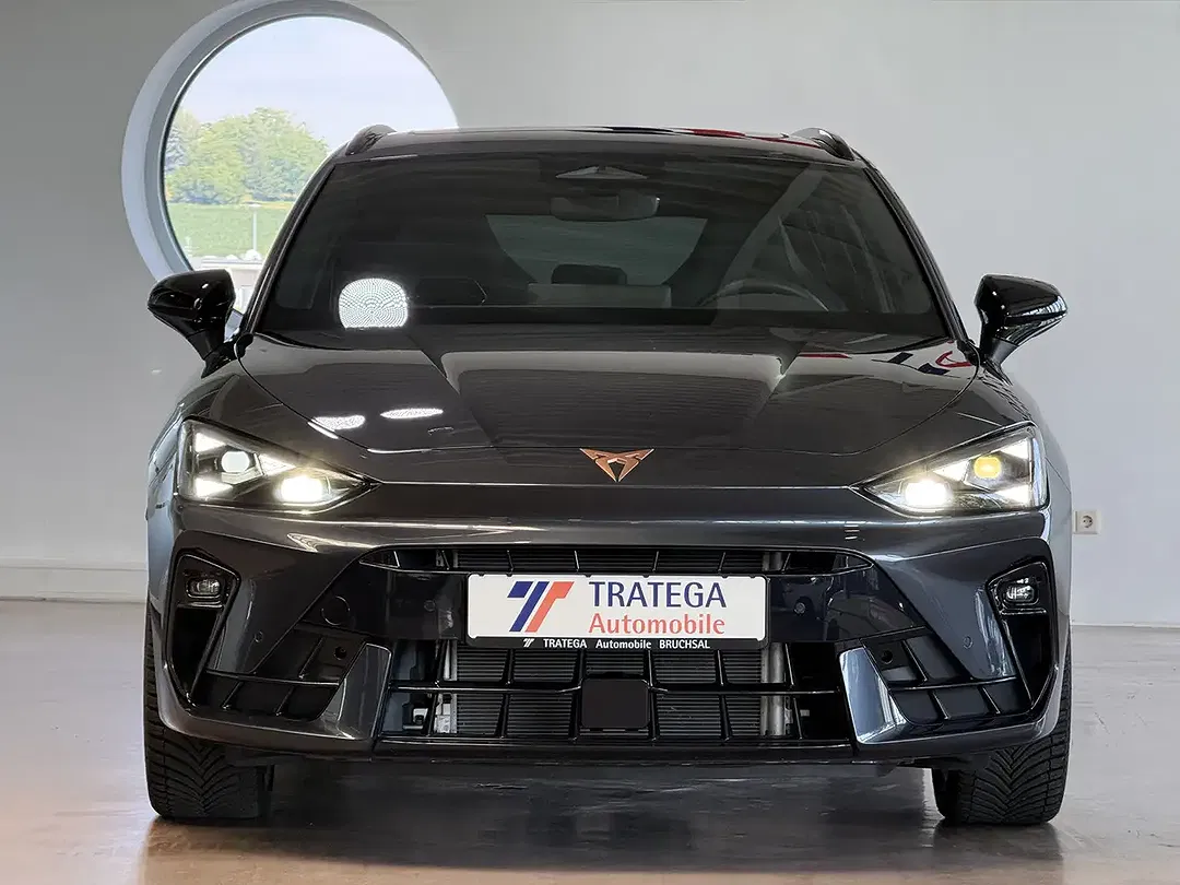 CUPRA Leon - Thumbnail 3