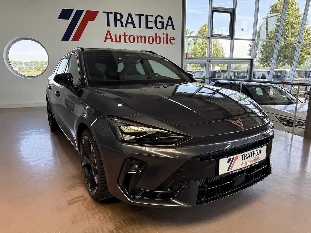 CUPRA Leon - Thumbnail 4