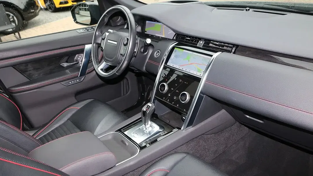 Land Rover Discovery Sport - Thumbnail 5