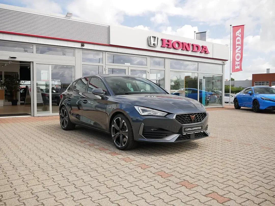 CUPRA Leon - Thumbnail 4