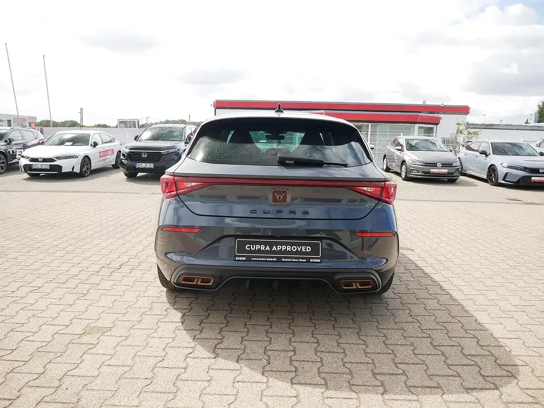 CUPRA Leon - Thumbnail 7