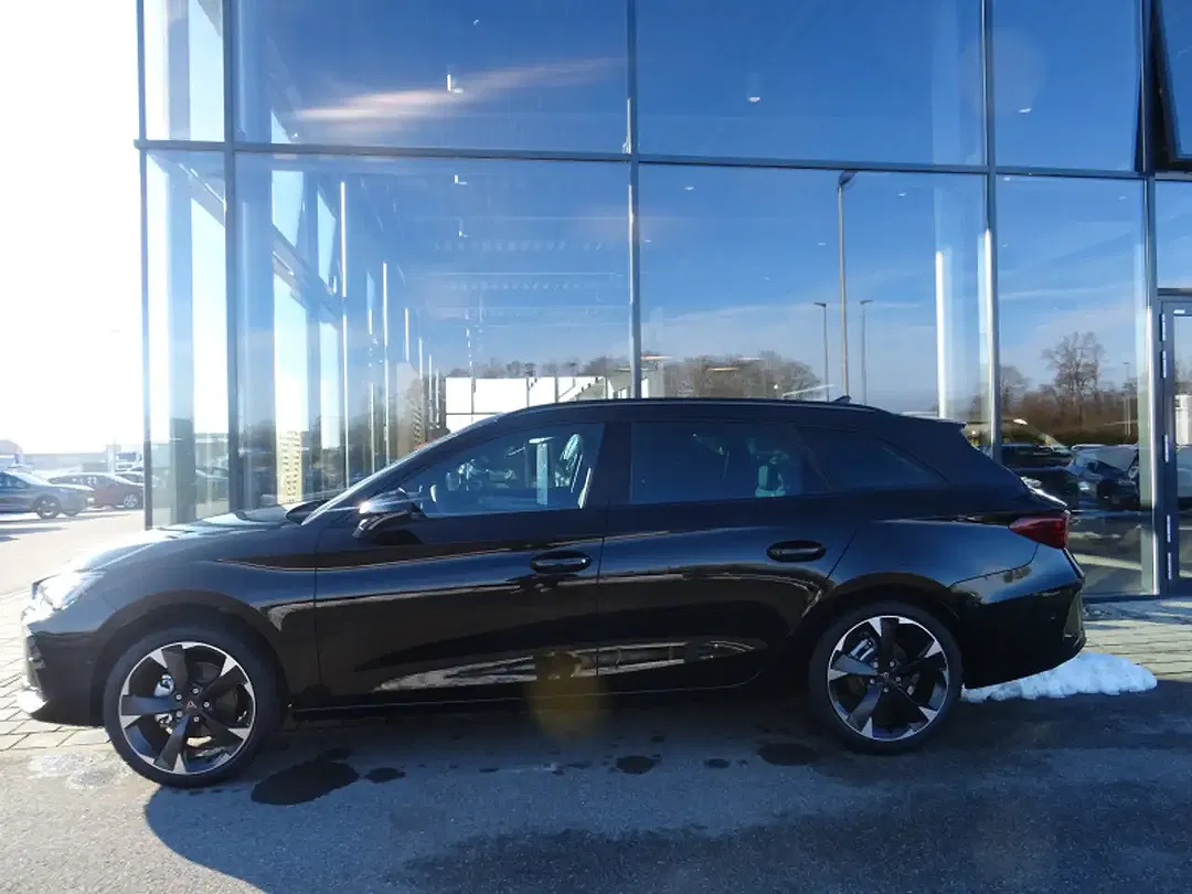 CUPRA Leon - Thumbnail 3