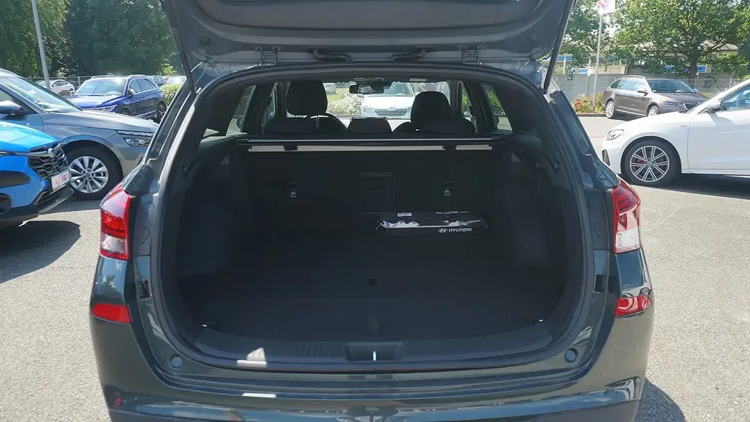 Hyundai i30 - Thumbnail 11