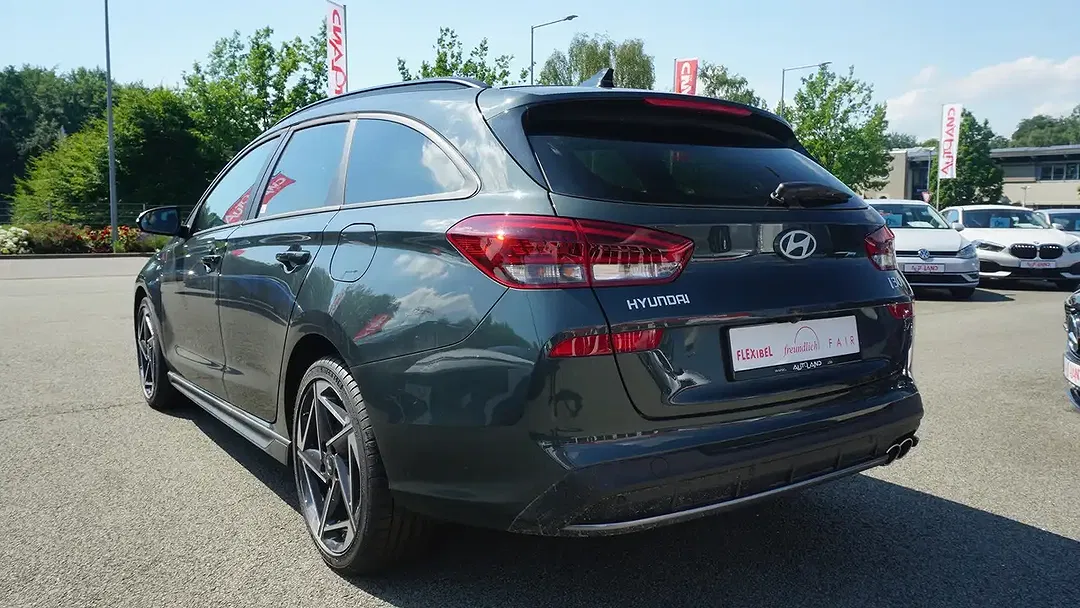 Hyundai i30 - Thumbnail 3