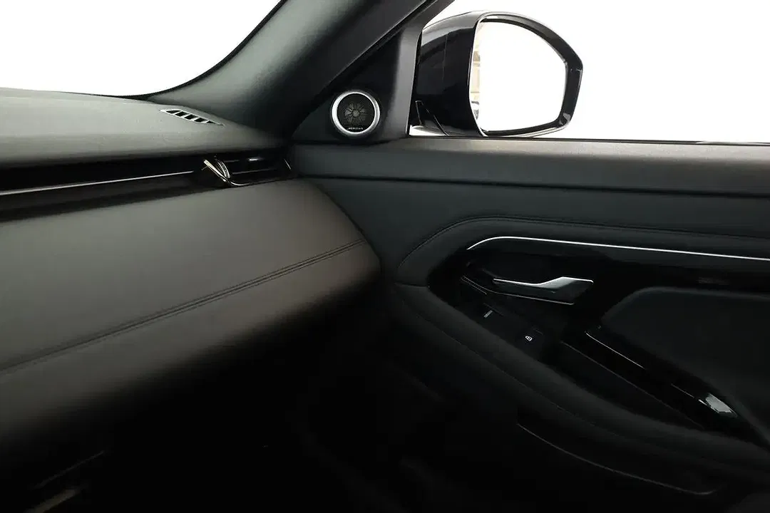 Land Rover Range Rover Evoque - Thumbnail 21