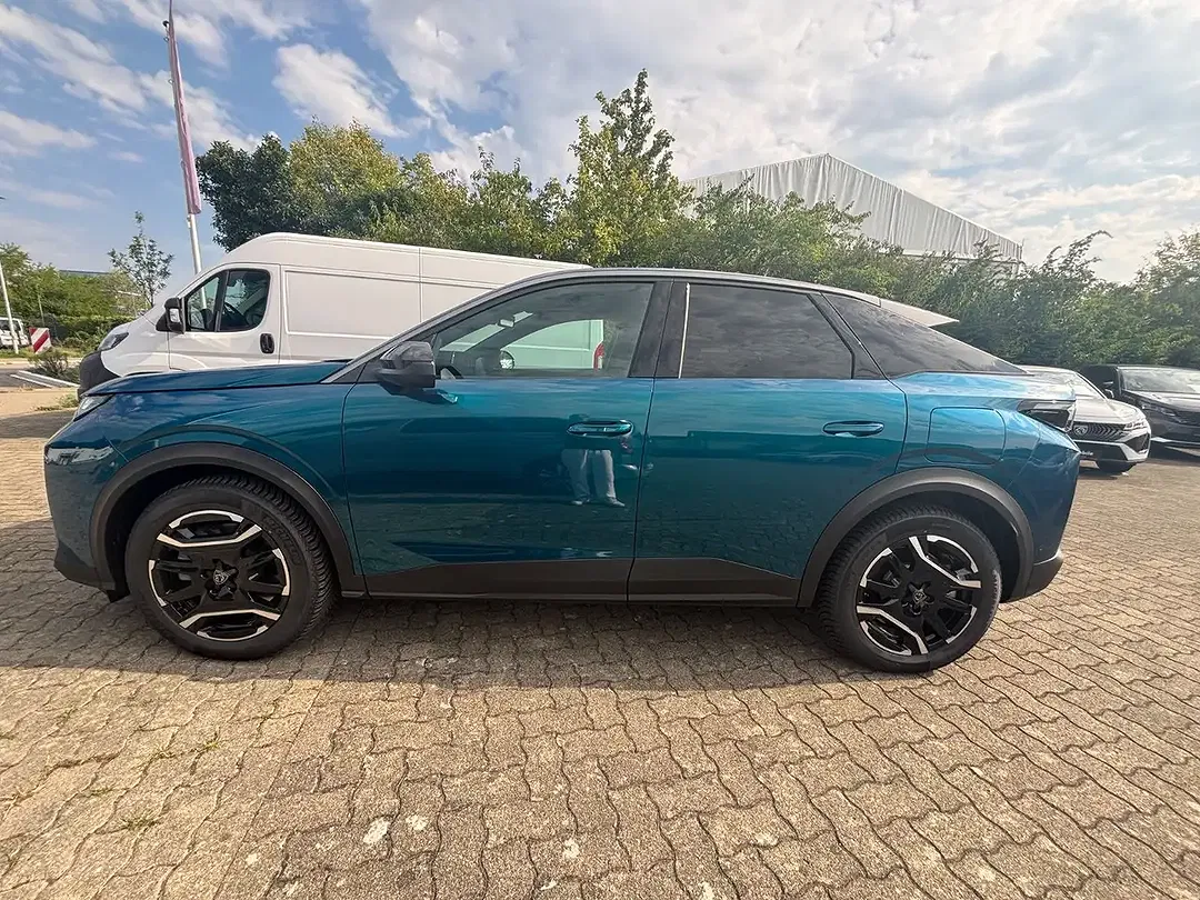 Peugeot 3008 - Thumbnail 6