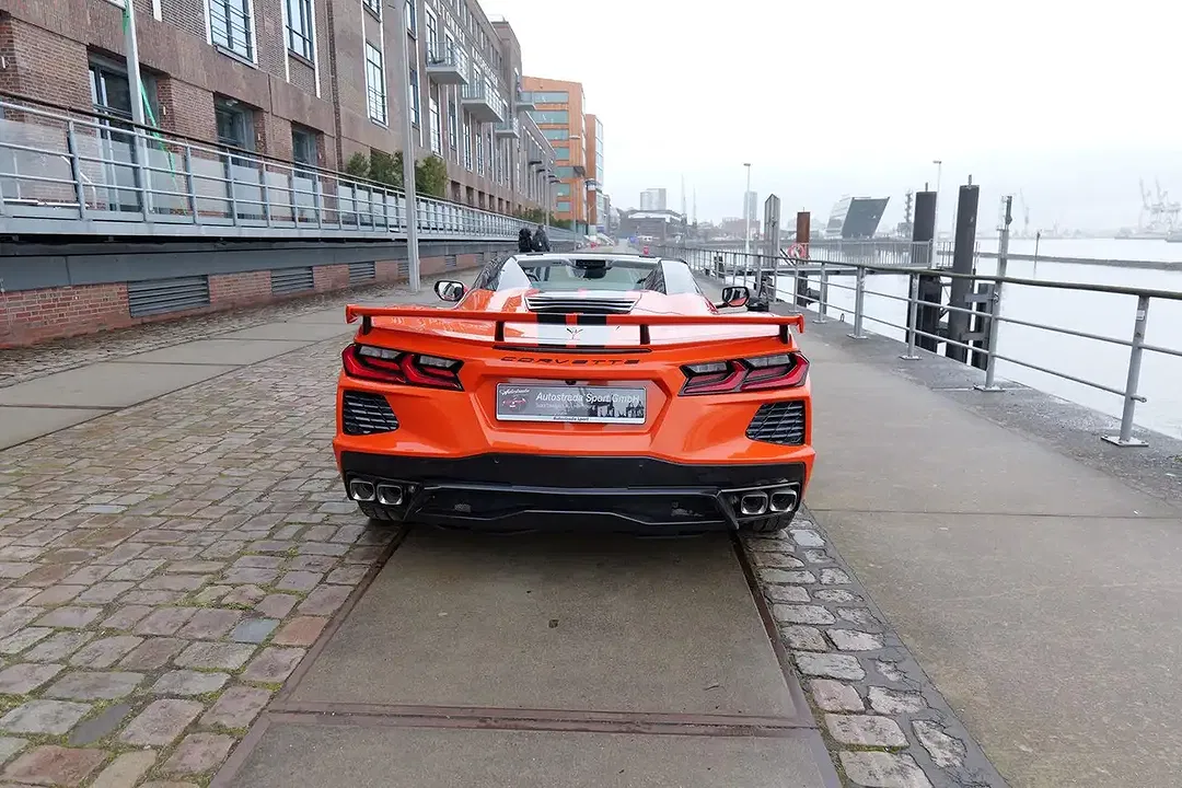Corvette Stingray - Thumbnail 7
